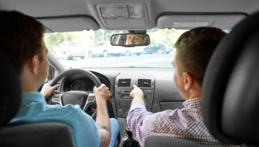 Esta es la velocidad a la que tienes que conducir para ahorrar un 30% en gasolina: lo dice la DGT